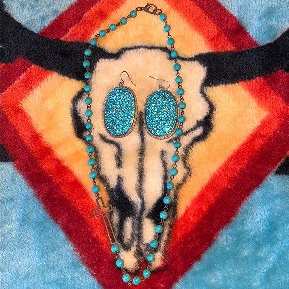Turquoise Necklace & Earrings - Picture 1 of 5